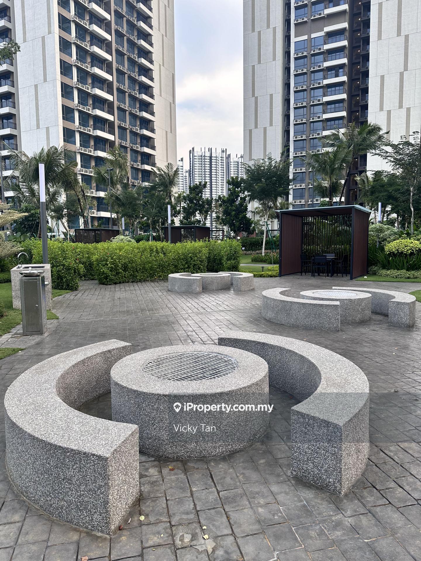 Residensi Servis untuk Disewa di Aradia Residence @ Lake City KL North oleh Vicky Tan - iProperty.com.my