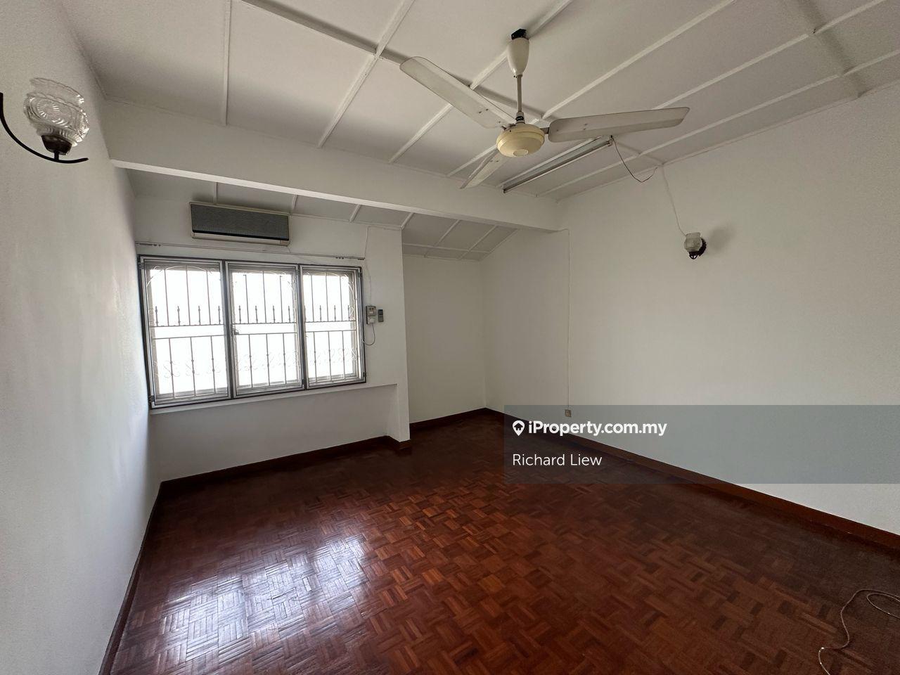 Rumah Berangkai 2 Tingkat untuk Dijual di SS2, Petaling Jaya oleh Richard Liew - iProperty.com.my