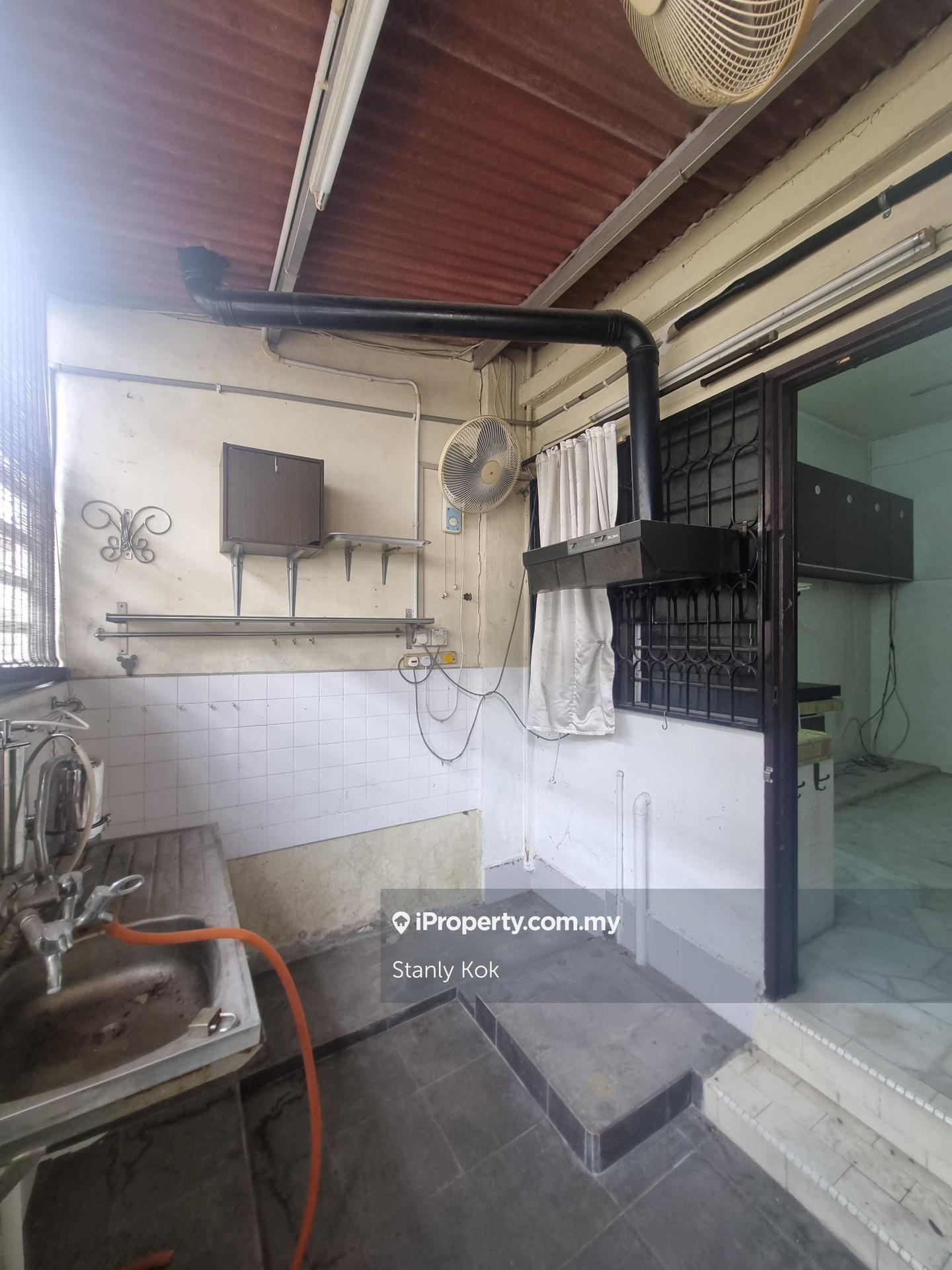 2-storey Terraced House for Sale in Taman Rapat Indah, Ipoh by Stanly Kok - iProperty.com.my