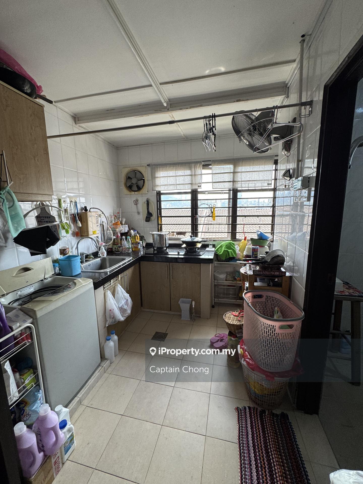 Rumah Berangkai 2 Tingkat untuk Dijual di Taman Taynton View, Cheras oleh Captain Chong - iProperty.com.my
