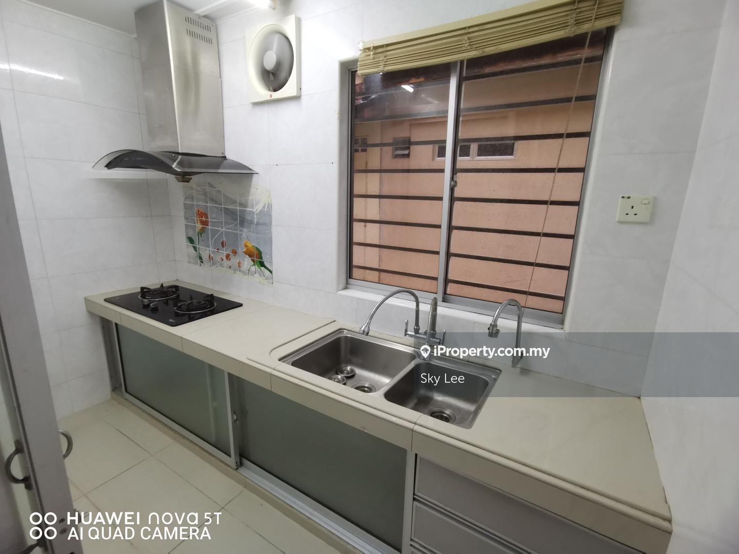 Rumah Berangkai 2 Tingkat untuk Dijual di TAMAN PUTRA PRIMA, puchong, Puchong oleh Sky Lee - iProperty.com.my