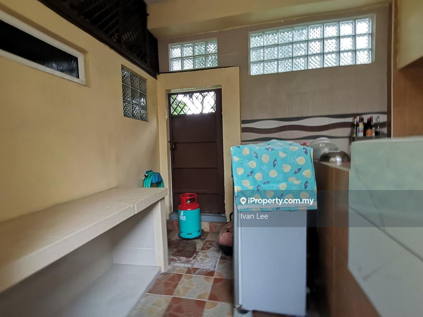 Rumah Berkembar untuk Dijual di SS3, Petaling Jaya oleh Ivan Lee - iProperty.com.my