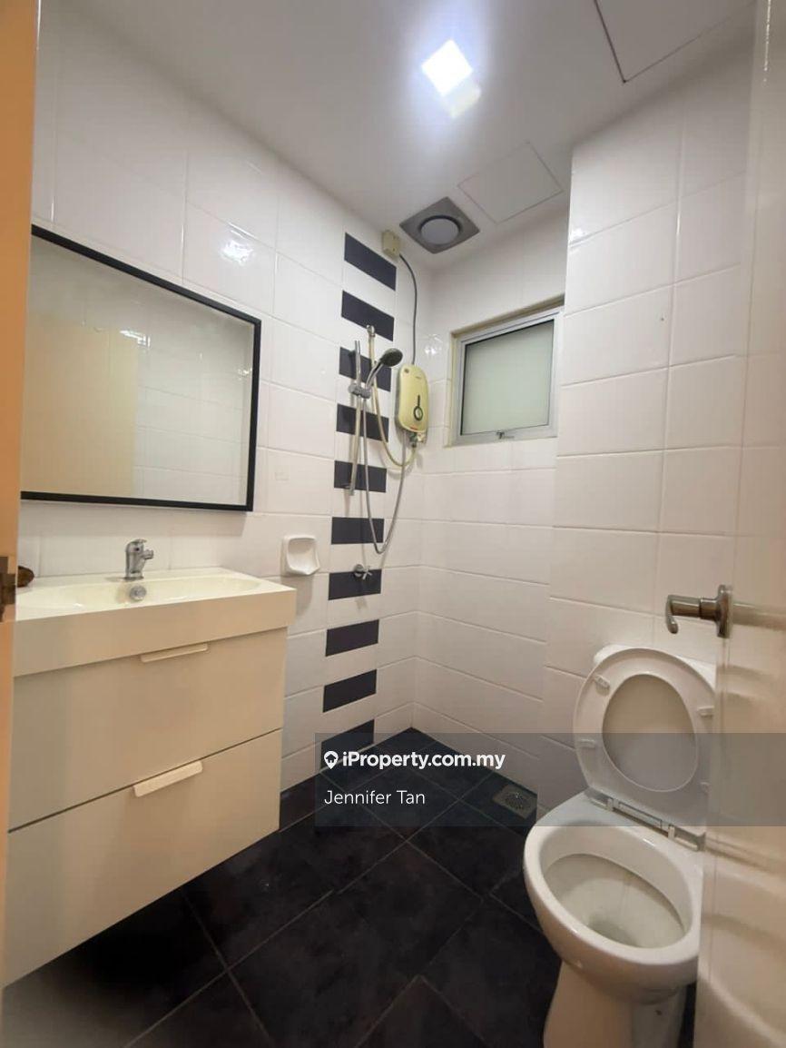 Condominium for Sale in Lagoon Suites by Jennifer Tan - iProperty.com.my