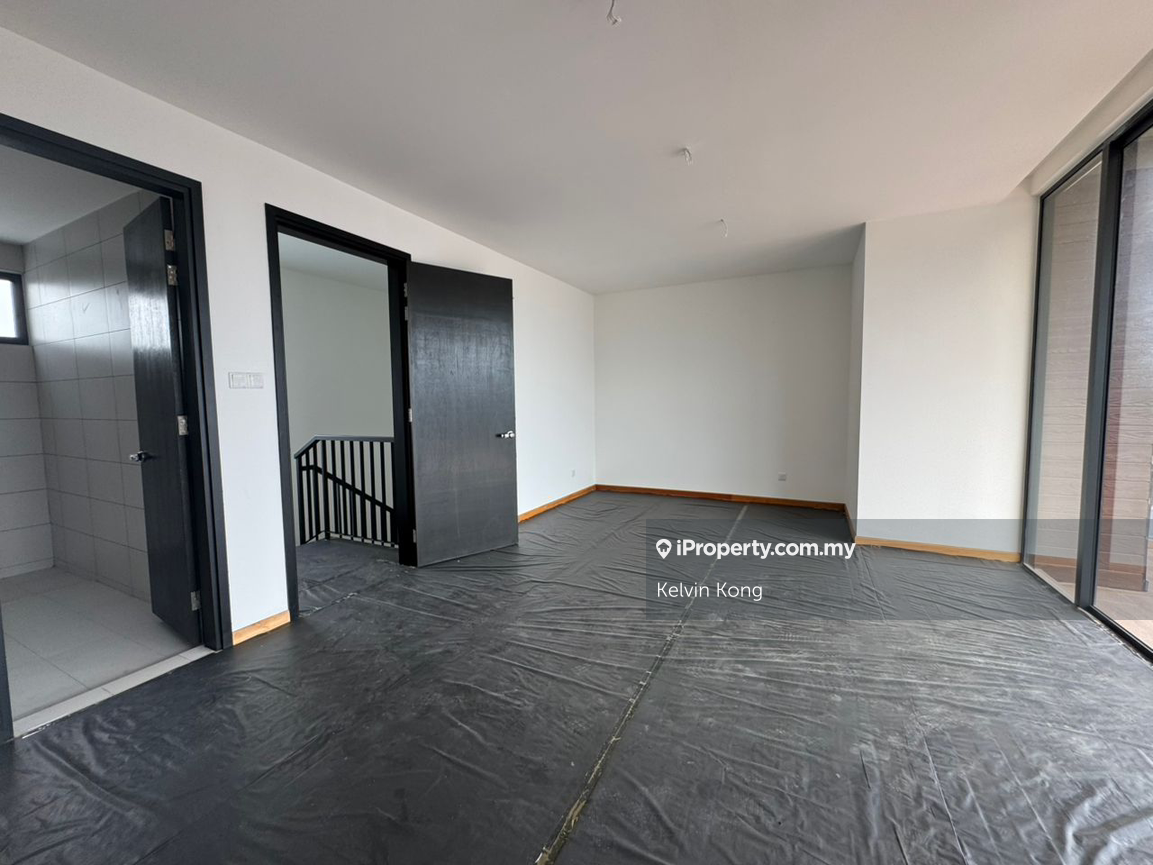 Rumah Berangkai 3 Tingkat untuk Dijual di Senibong Cove, Masai oleh Kelvin Kong - iProperty.com.my