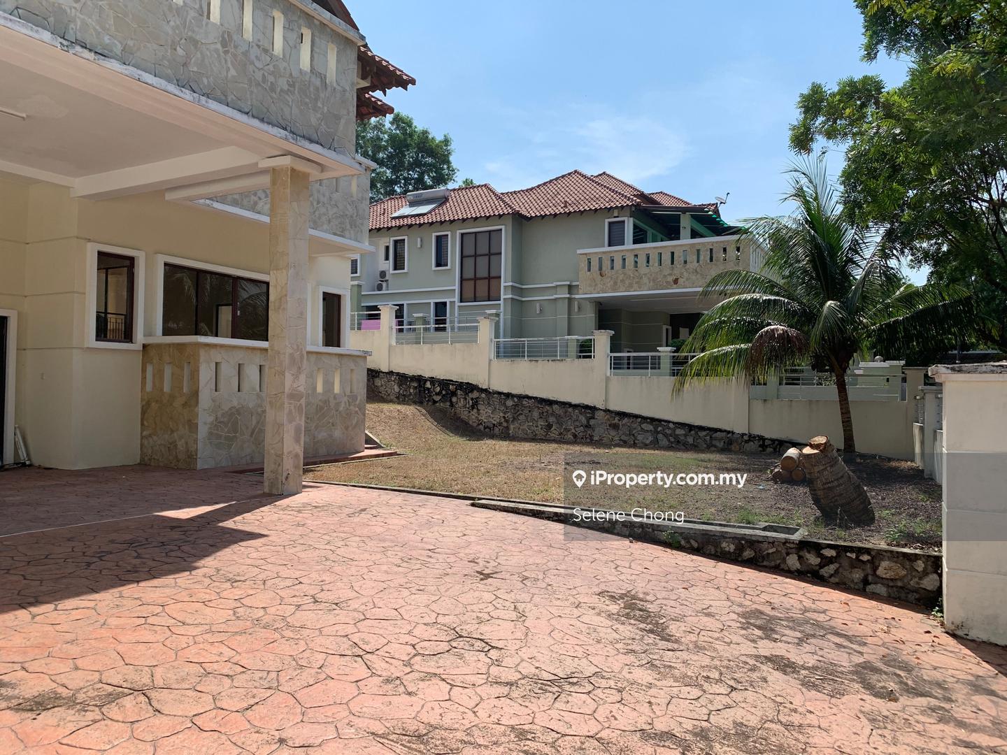 Bungalow House for Sale in Sungai Long, Bandar Sungai Long by Selene Chong - iProperty.com.my