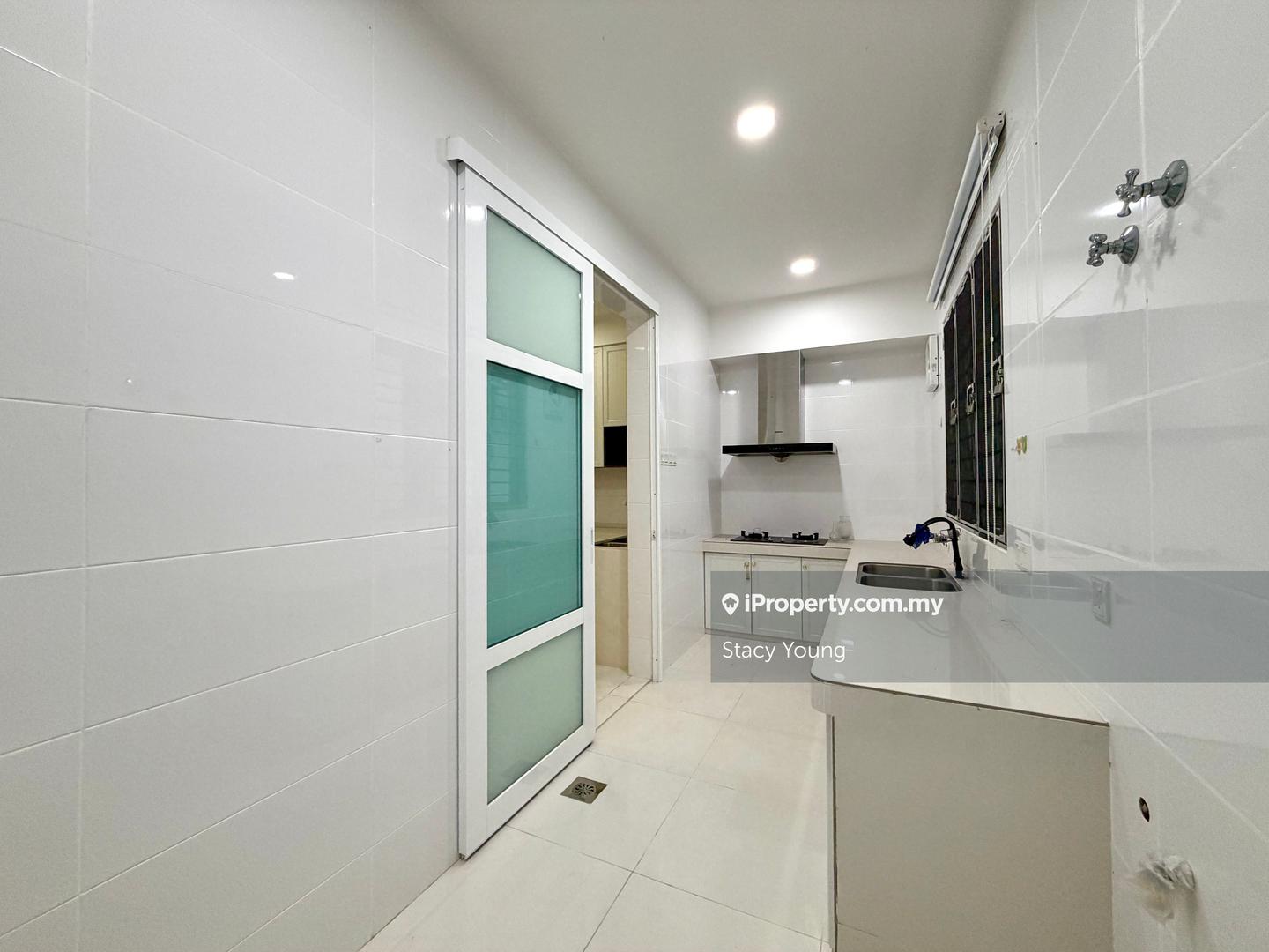 Rumah Berangkai 3 Tingkat untuk Dijual di Taman Cheras Vista, Cheras oleh Stacy Young - iProperty.com.my