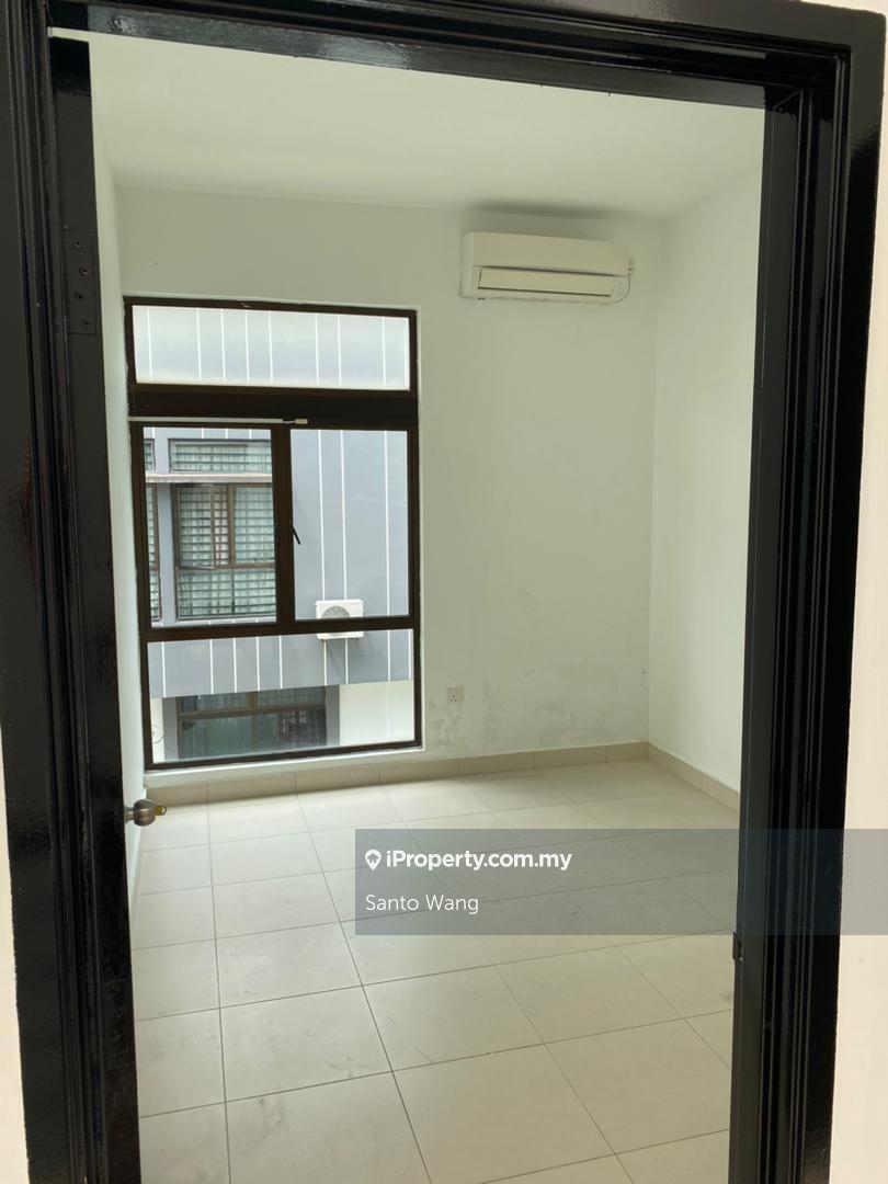 Rumah Kluster untuk Dijual di Taman Adda Heights, Tebrau oleh Santo Wang - iProperty.com.my