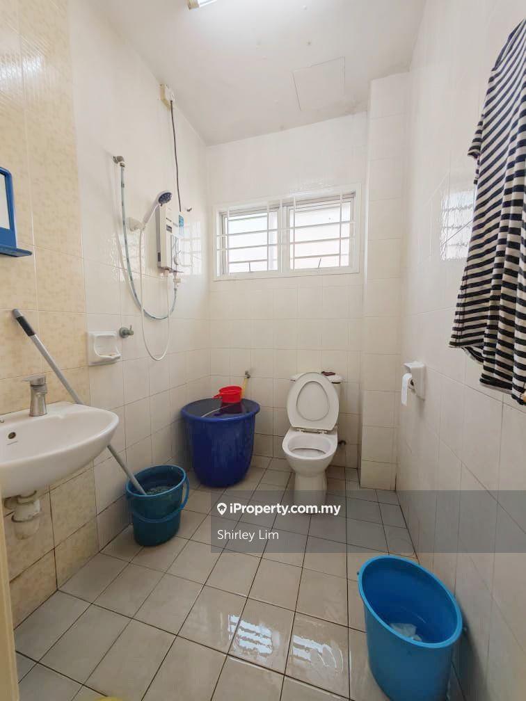 Rumah Berangkai 2 Tingkat untuk Dijual di Taman Putra Impiana, Puchong oleh Shirley Lim - iProperty.com.my