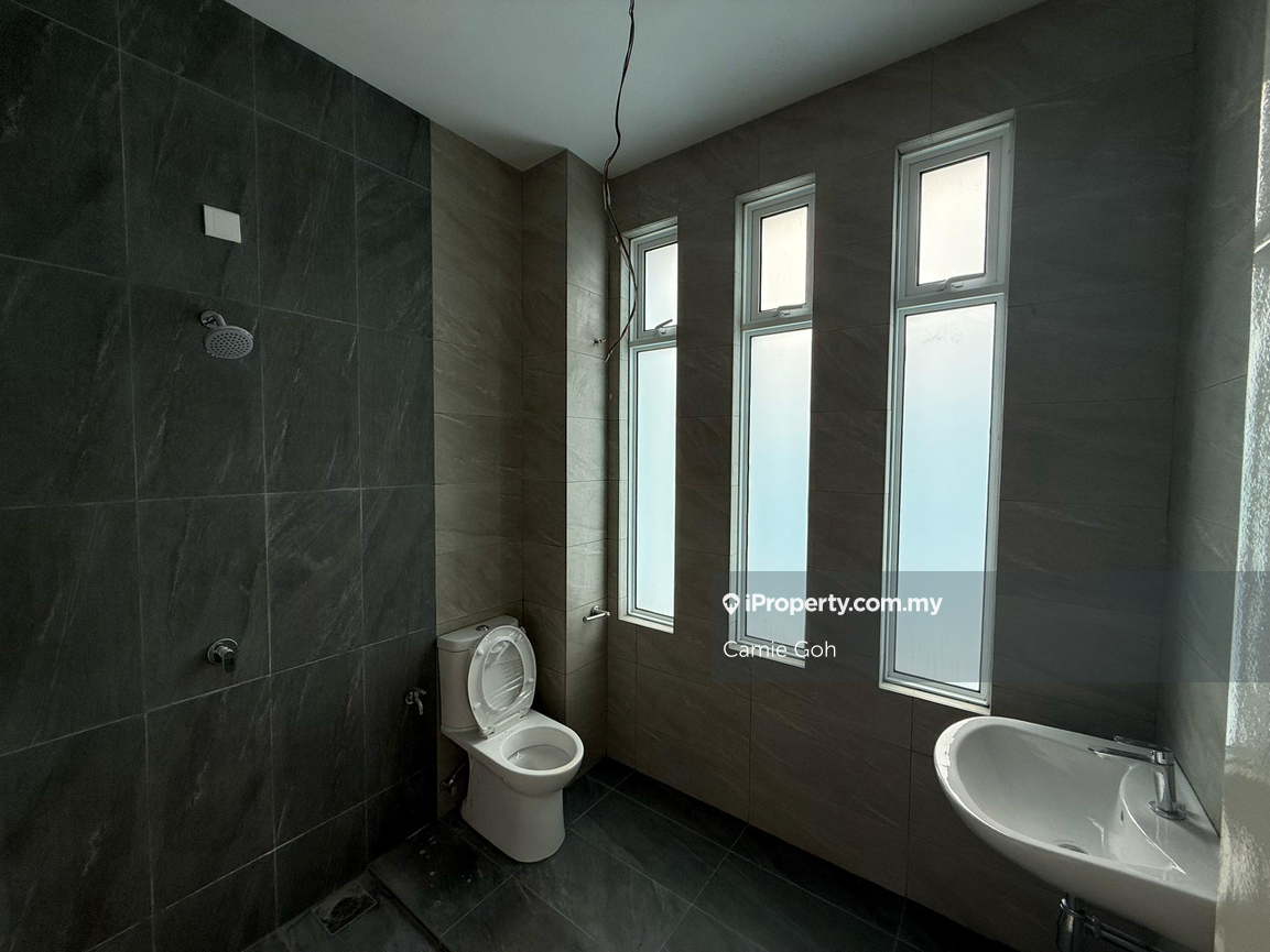 Rumah Berkembar untuk Dijual di Taman Klebang Utama, Klebang oleh Camie Goh - iProperty.com.my