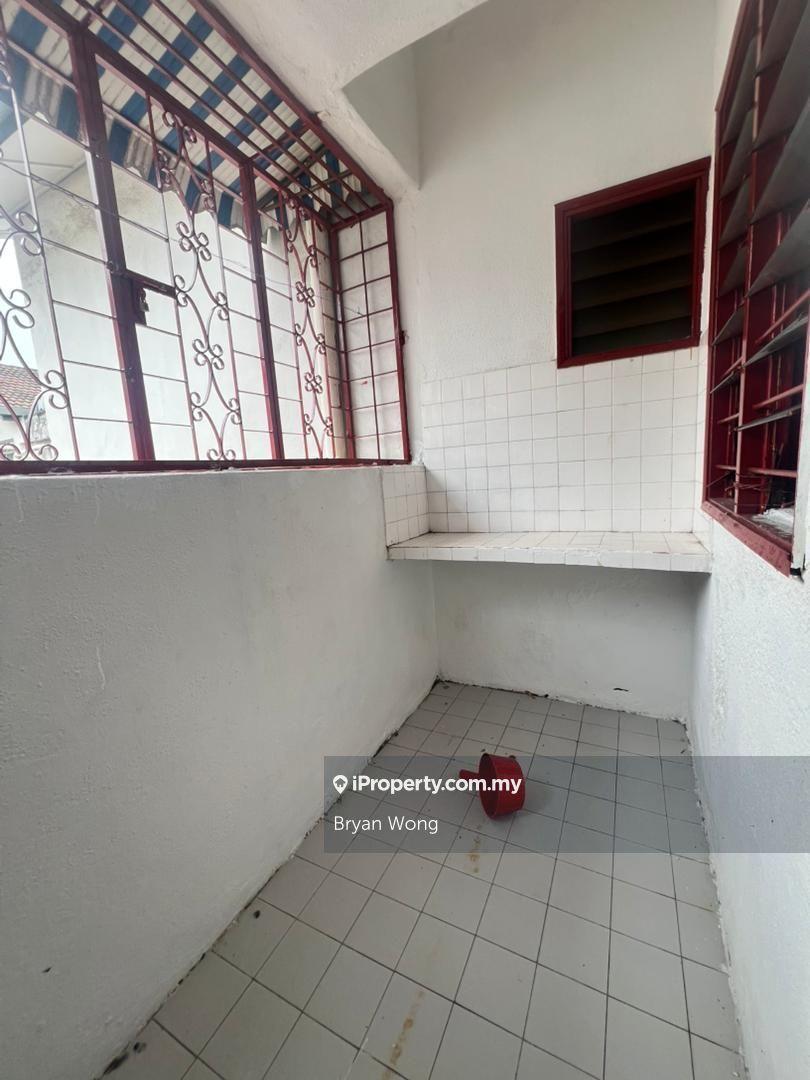 Pangsapuri untuk Dijual di Cheras Perdana Apartment Block A, B, C oleh Bryan Wong - iProperty.com.my