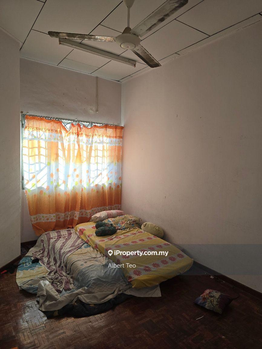 Rumah Berangkai 2 Tingkat untuk Dijual di Taman Flora, Batu Pahat oleh Albert Teo - iProperty.com.my
