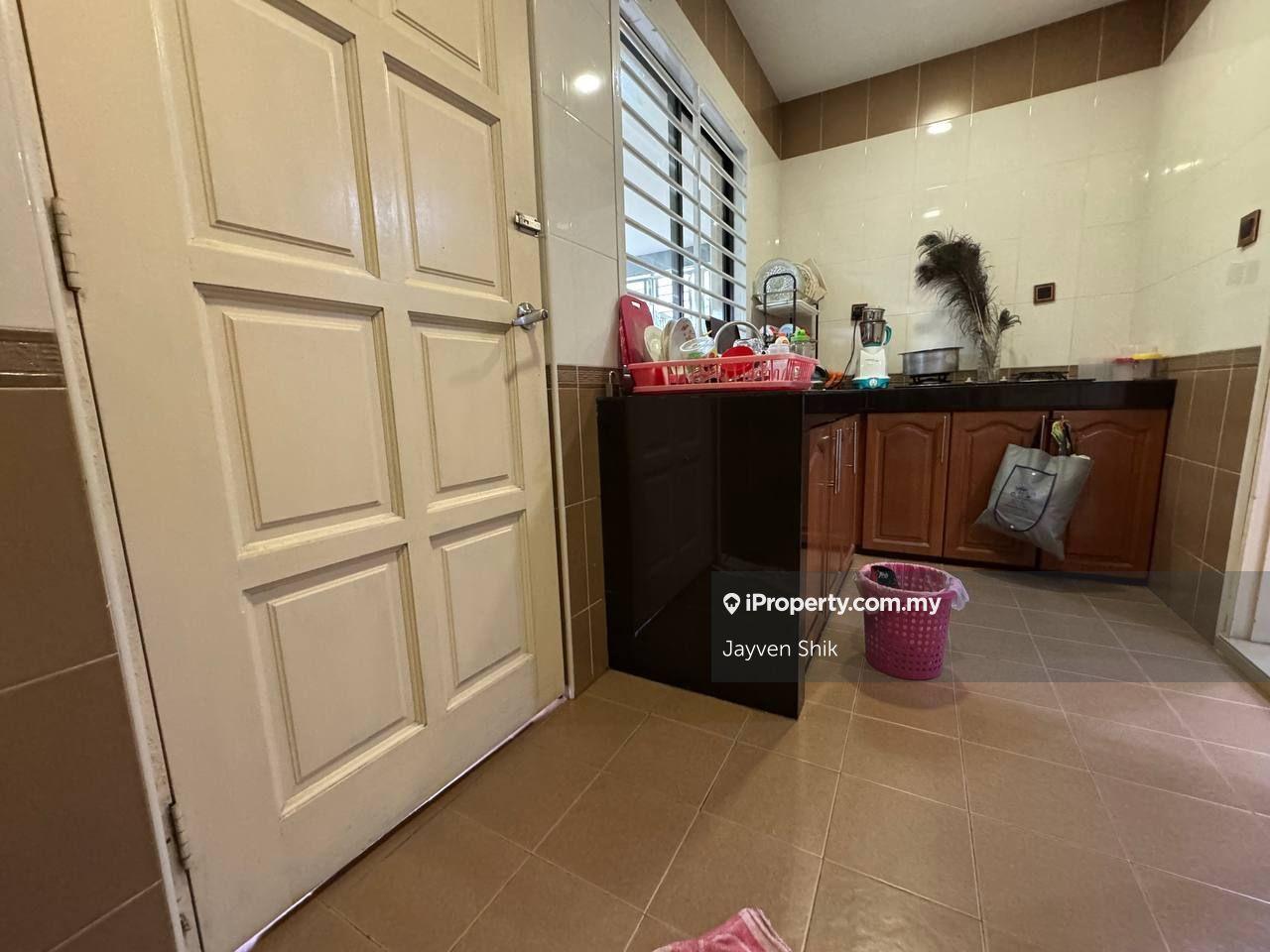 Semi-Detached House for Sale in Bandar Putra Permai, Seri Kembangan by Jayven Shik - iProperty.com.my