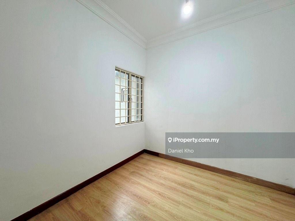 Pangsapuri untuk Dijual di Pelangi Court oleh Daniel Kho - iProperty.com.my