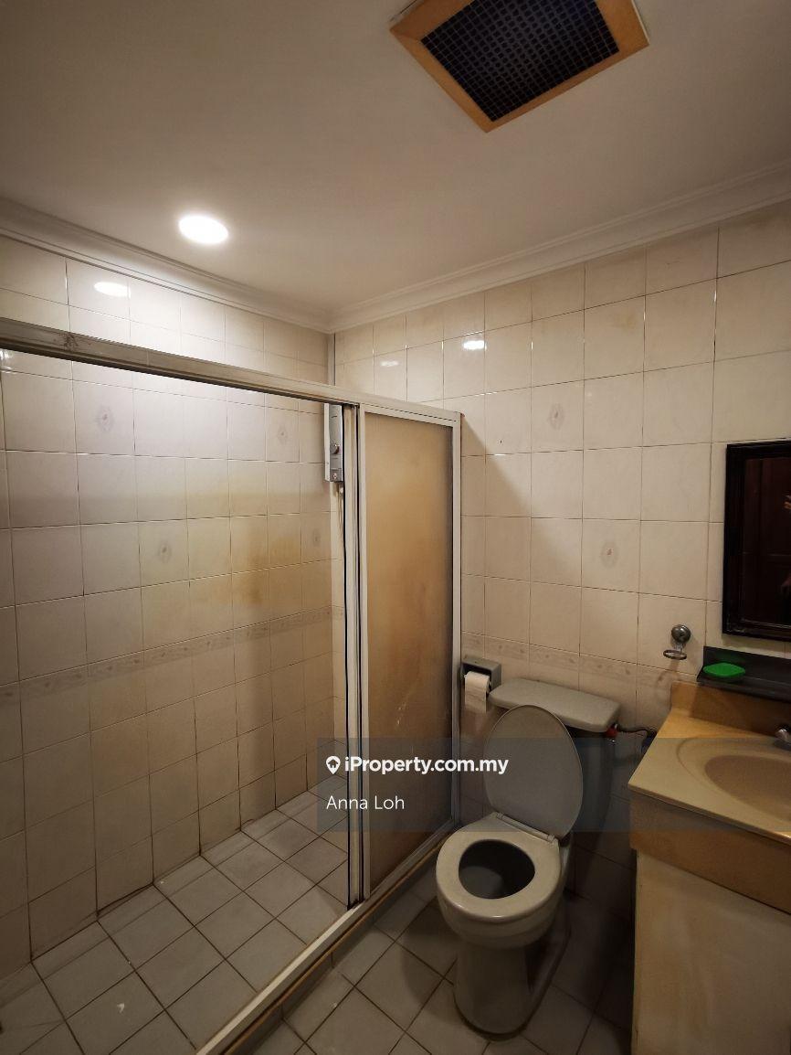 Townhouse for Sale in Country Heights, Kajang by Anna Loh - iProperty.com.my