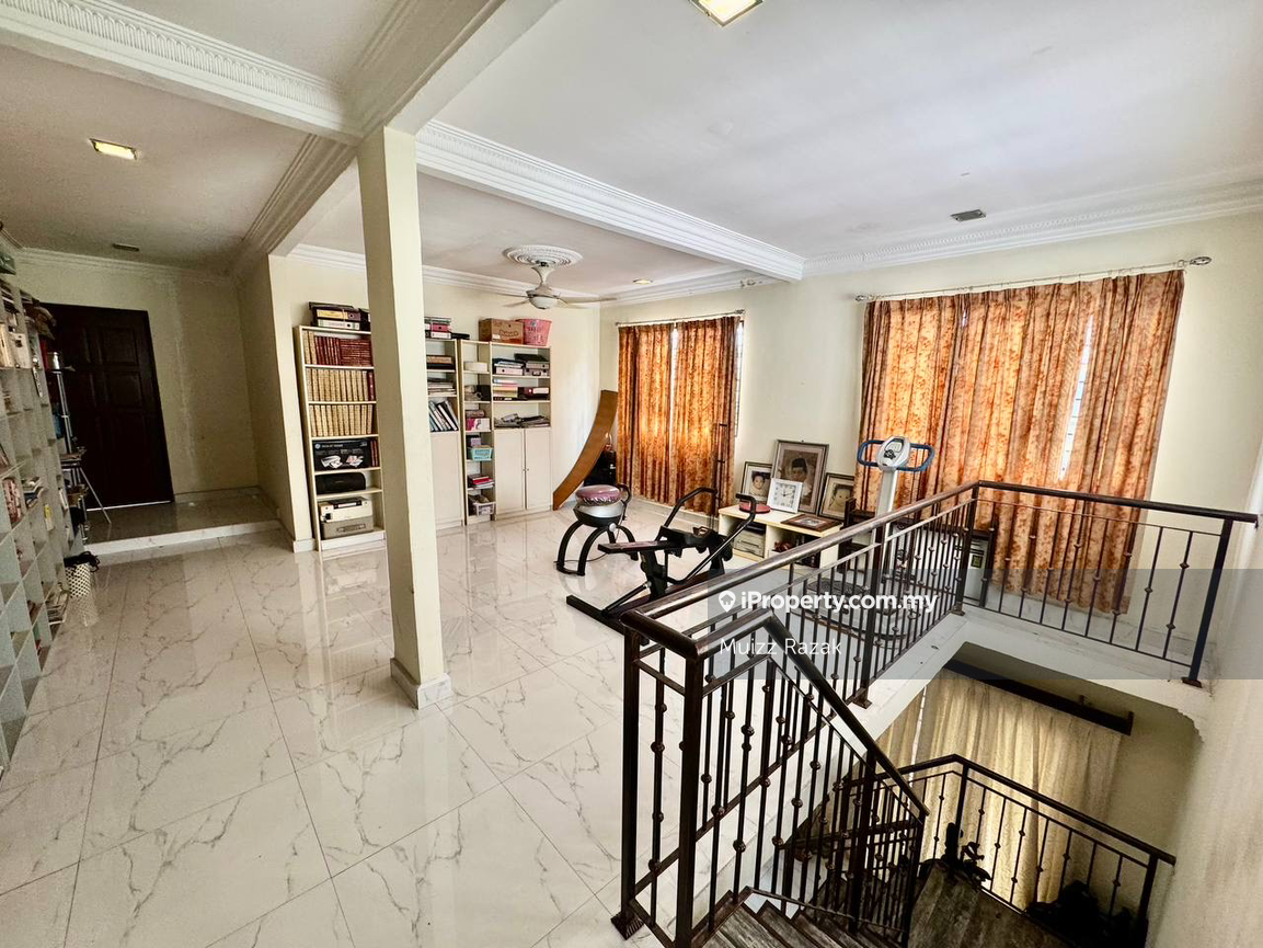 Bungalow House for Sale in Istana Bukit Kayangan, Shah Alam by Muizz Razak - iProperty.com.my