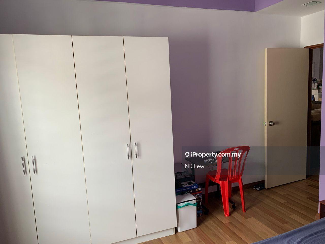 Condominium for Sale in Bayan Villa, Seri Kembangan by NK Lew - iProperty.com.my