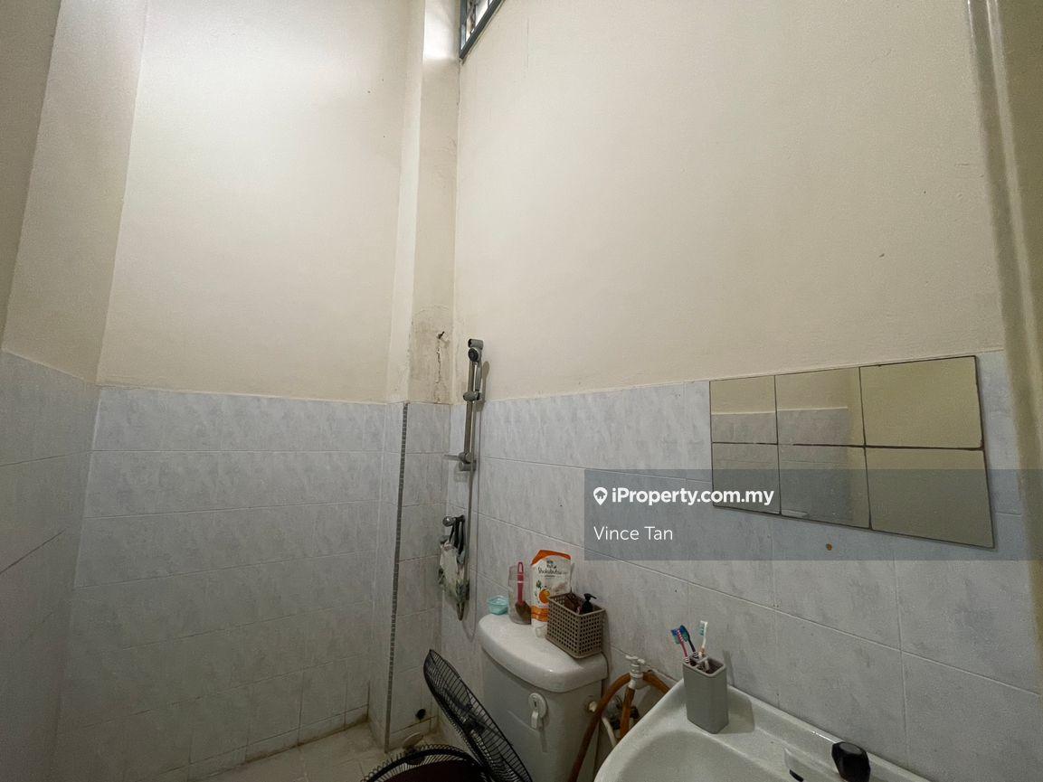 Rumah Berangkai 2 Tingkat untuk Dijual di Bandar Sri Damansara, Selangor oleh Vince Tan - iProperty.com.my