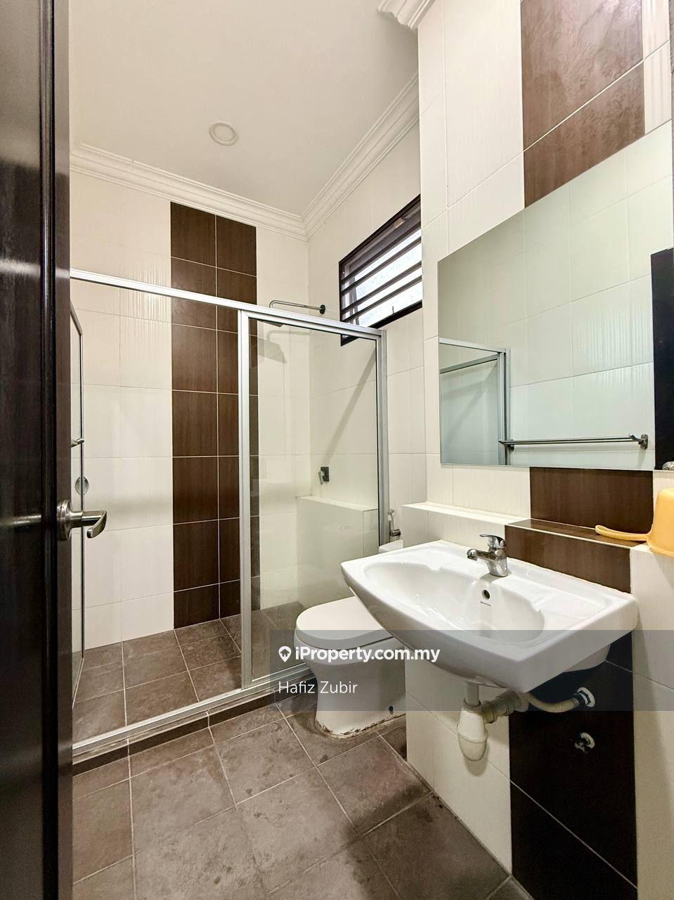 Bungalow House for Sale in Bandar Seri Putra, Bangi by Hafiz Zubir - iProperty.com.my