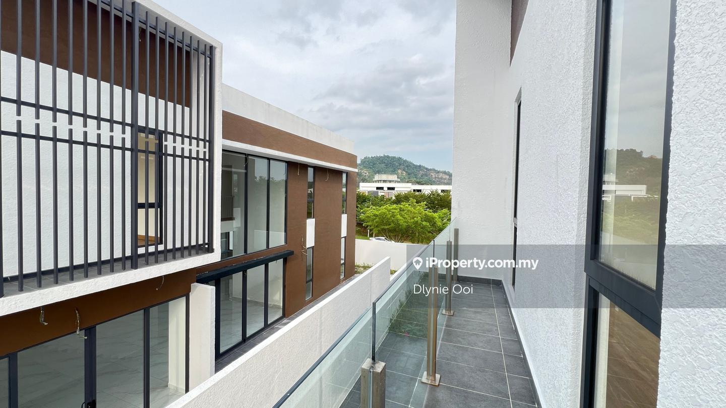 Rumah Berkembar untuk Dijual di TTDI Grove, Kajang oleh Dlynie Ooi - iProperty.com.my