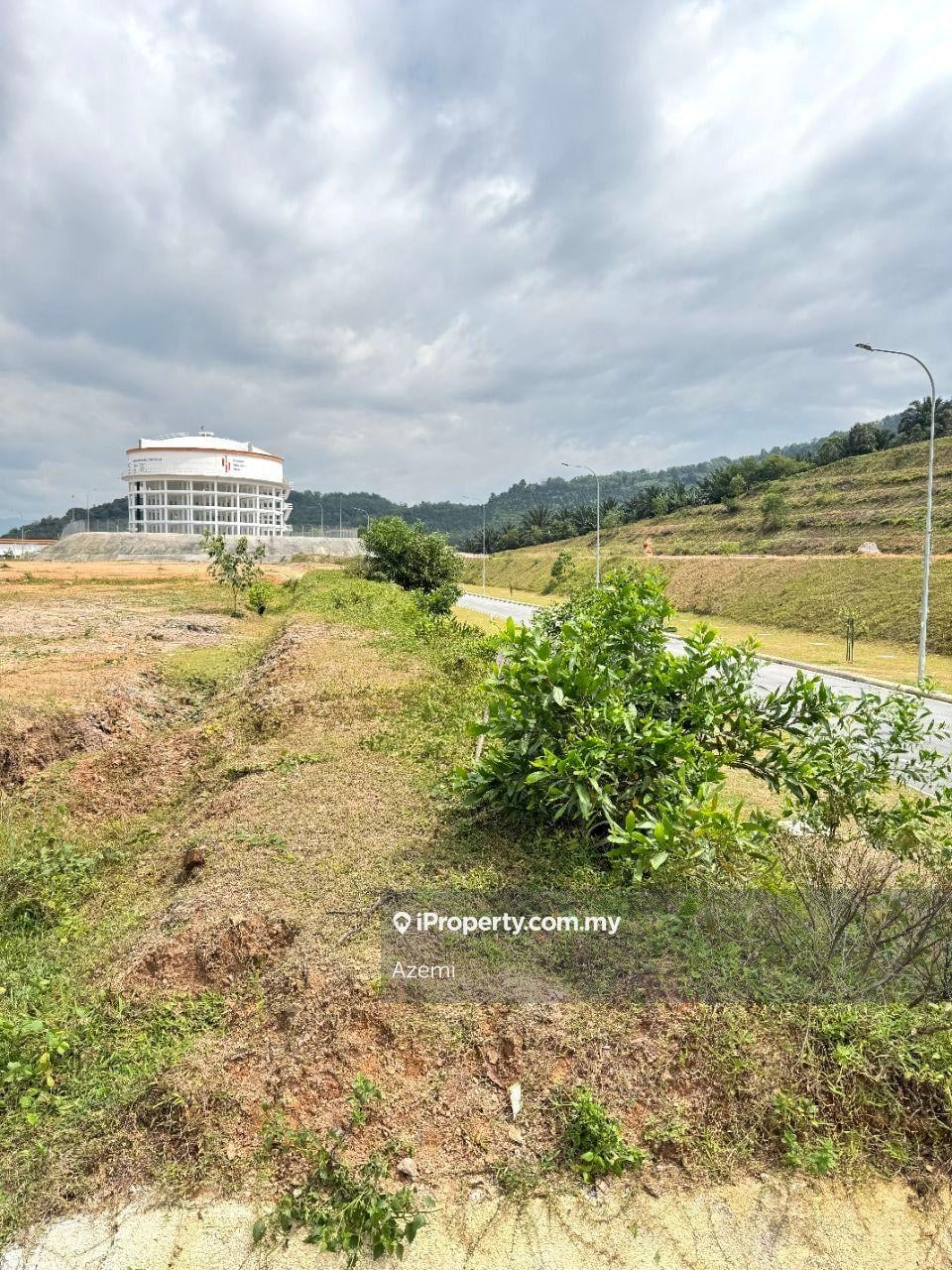 Tanah Perindustrian untuk Dijual di Hamilton Industrial Land, Seremban oleh Azemi - iProperty.com.my