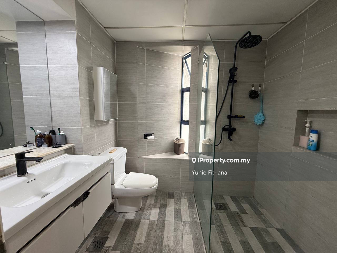 Condominium for Sale in Impiana On The Waterfront Condominium by Yunie Fitriana - iProperty.com.my