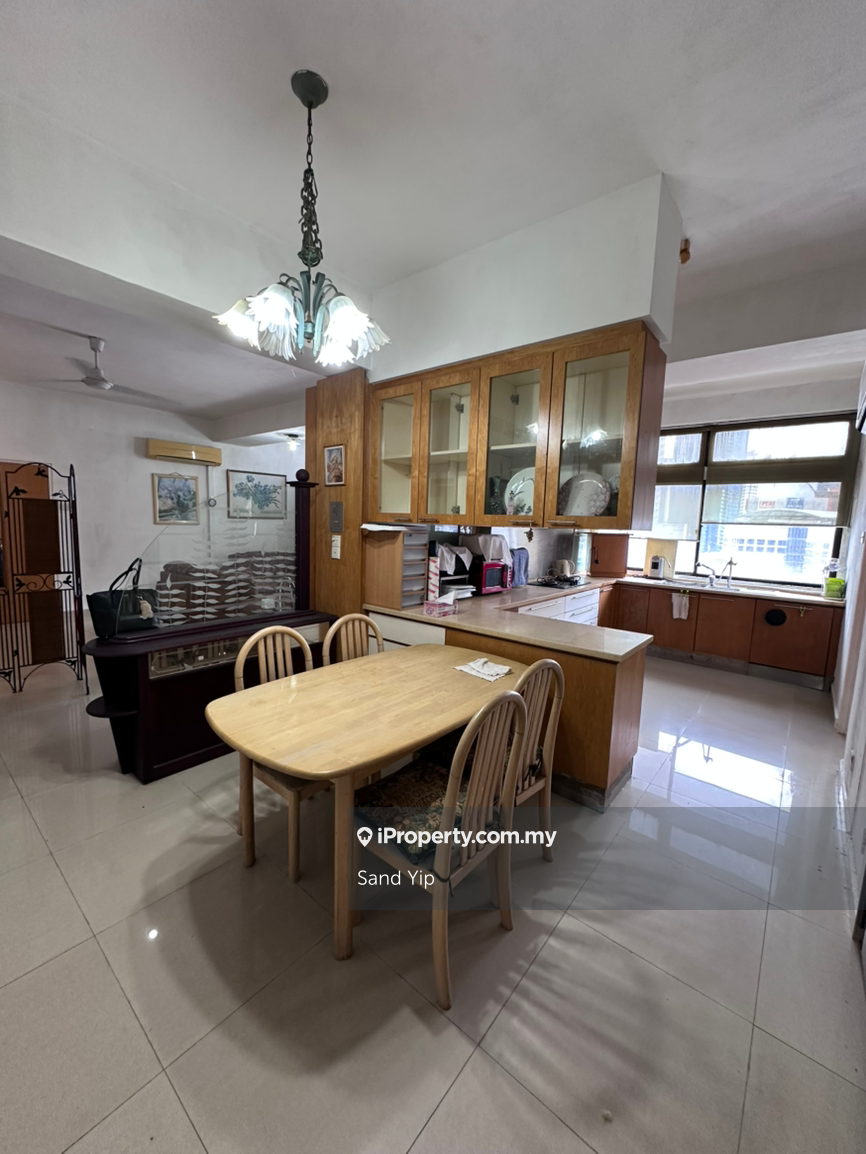 Residensi Servis untuk Dijual di Fahrenheit 88 (KL Plaza Suites) oleh Sand Yip - iProperty.com.my