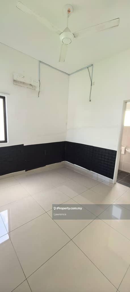 Rumah Berkembar untuk Dijual di Seri Residensi,Kapar. (Aman Perdana, Bukit Raja.), Klang oleh Lawrence - iProperty.com.my