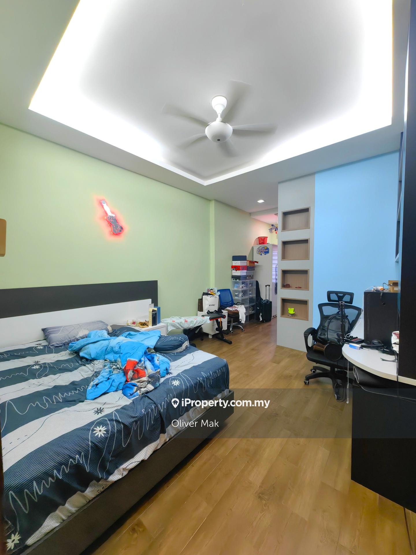 2.5-storey Terraced House for Sale in Taman Suria Tropika, Seri Kembangan by Oliver Mak - iProperty.com.my