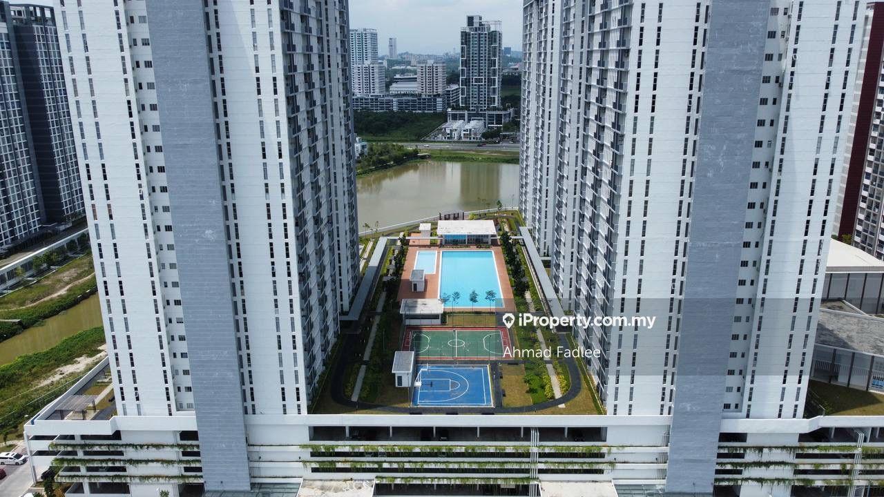 Condominium for Sale in Lakefront Homes by Ahmad Fadlee - iProperty.com.my