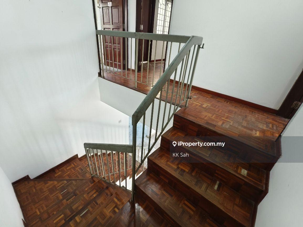 Rumah Berangkai 2 Tingkat untuk Dijual di Taman Kajang Mewah, Kajang oleh KK Sah - iProperty.com.my