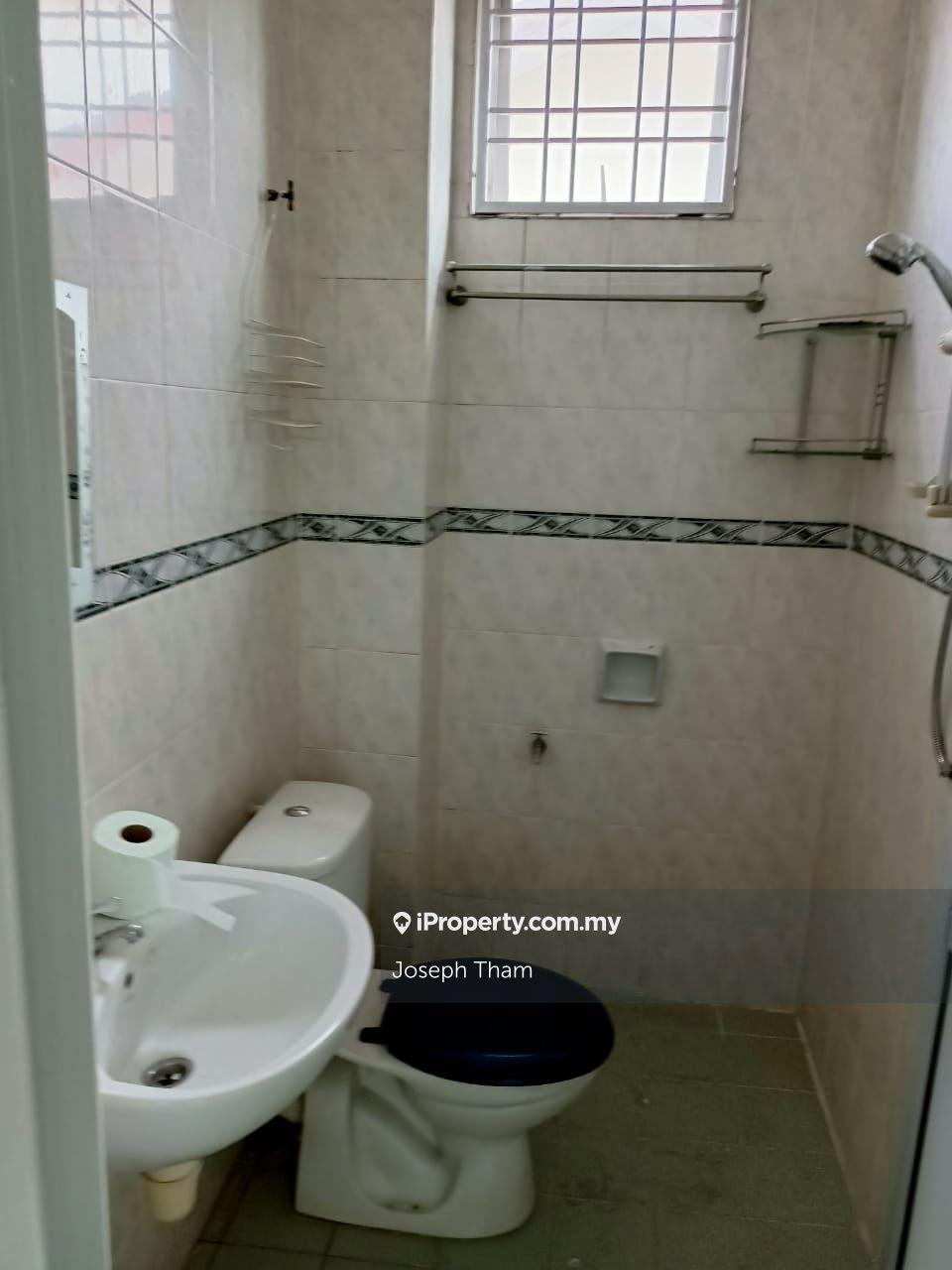 Townhouse for Sale in Taman Lagenda Mas, Cheras by Joseph Tham - iProperty.com.my