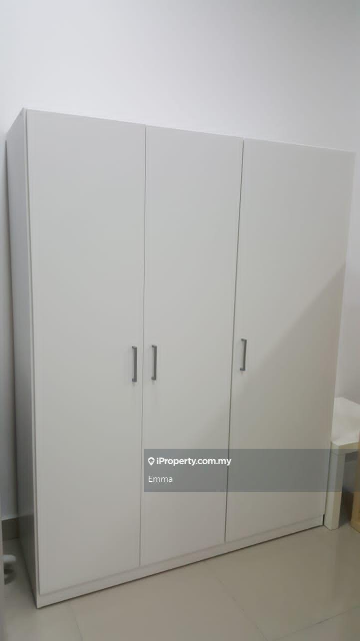 Service Residence for Sale in Cybersquare by Emma - iProperty.com.my