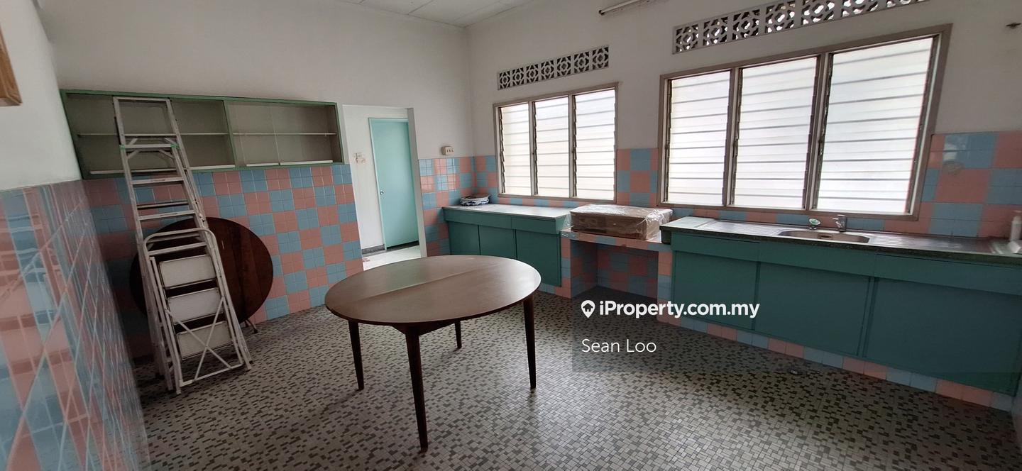 Bungalow House for Sale in Taman Million, Jalan Ipoh by Sean Loo - iProperty.com.my