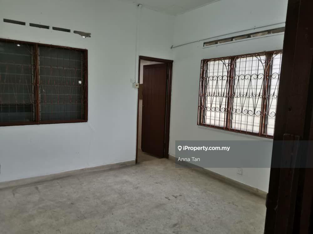 1-storey Terraced House for Sale in Taman Klang Jaya, Klang by Anna Tan - iProperty.com.my