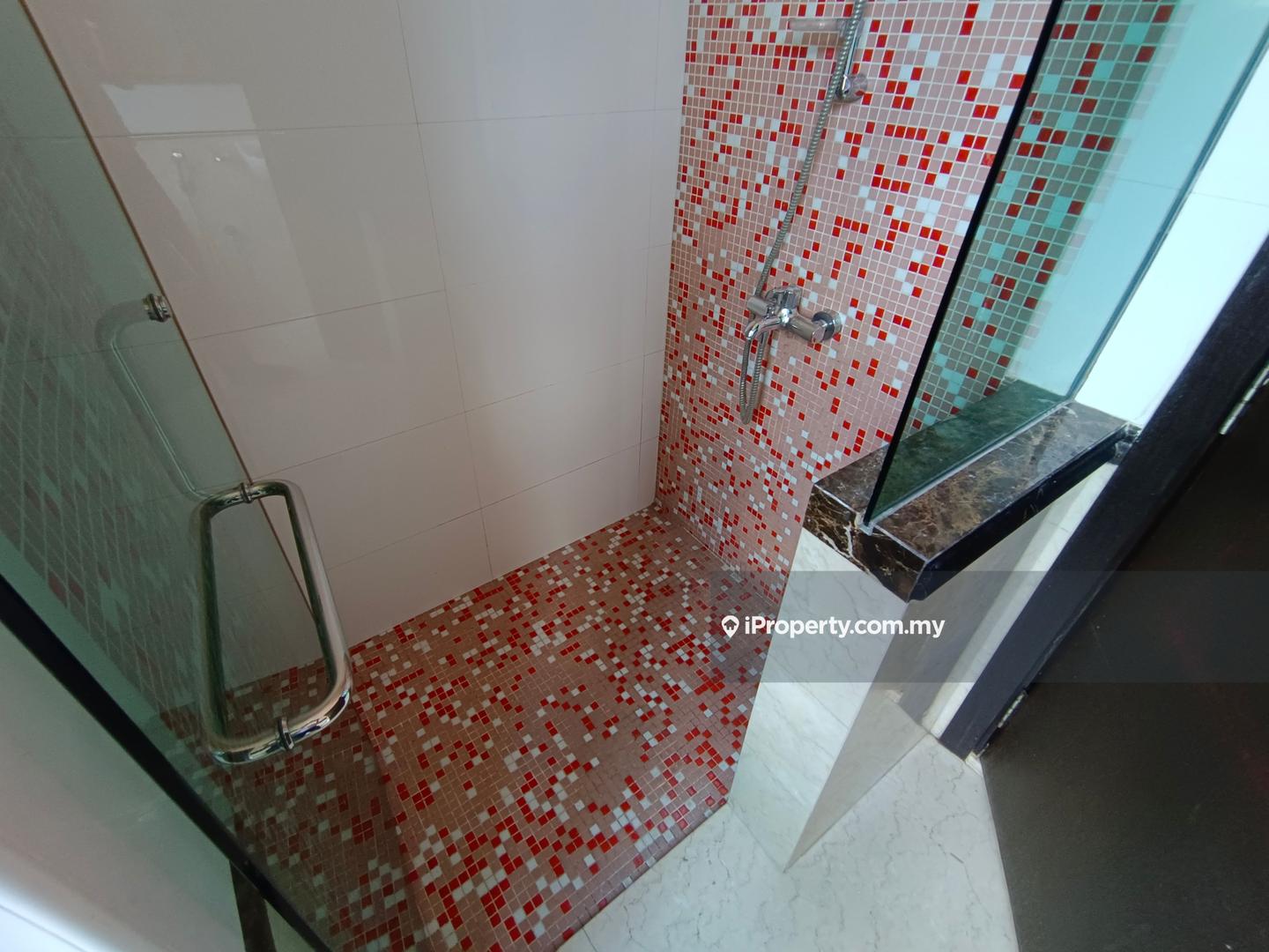 Bungalow House for Sale in Taman Overseas Union (Taman Oug), Jalan Klang Lama (Old Klang Road) by BoBo Lee - iProperty.com.my