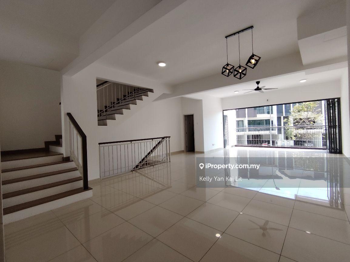 3-storey Terraced House for Sale in Park Residence, Seri Kembangan by Kelly Yan Kai Lit - iProperty.com.my