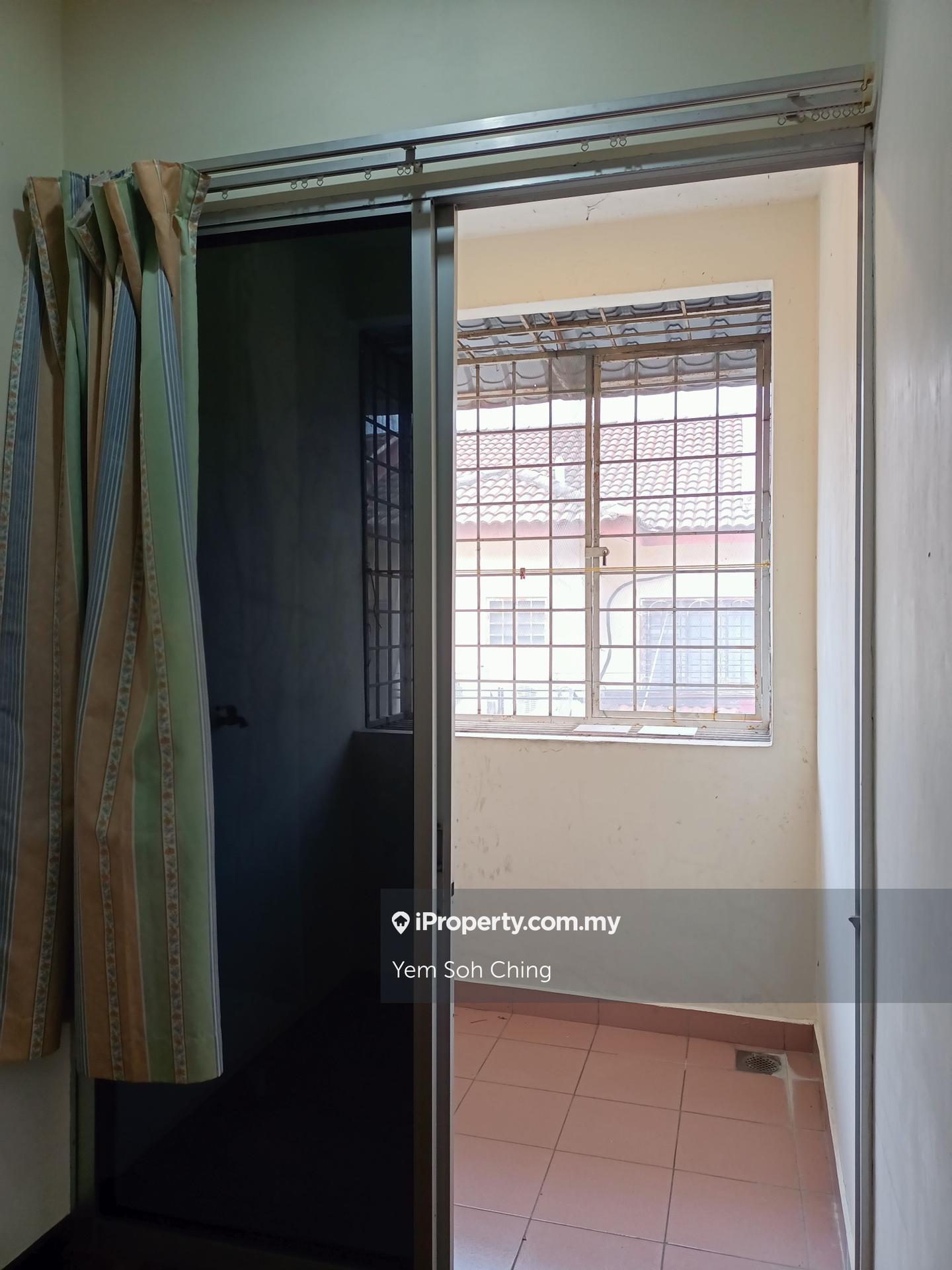 Rumah Berangkai 2 Tingkat untuk Dijual di Taman Saujana Utama 1, Sungai Buloh, Sungai Buloh oleh Yem Soh Ching - iProperty.com.my