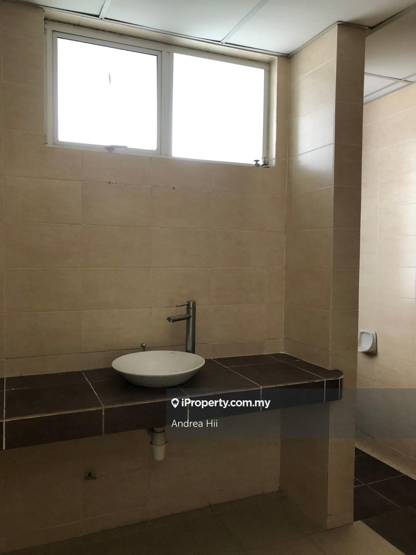 Service Residence for Sale in Cova Square by Andrea Hii - iProperty.com.my