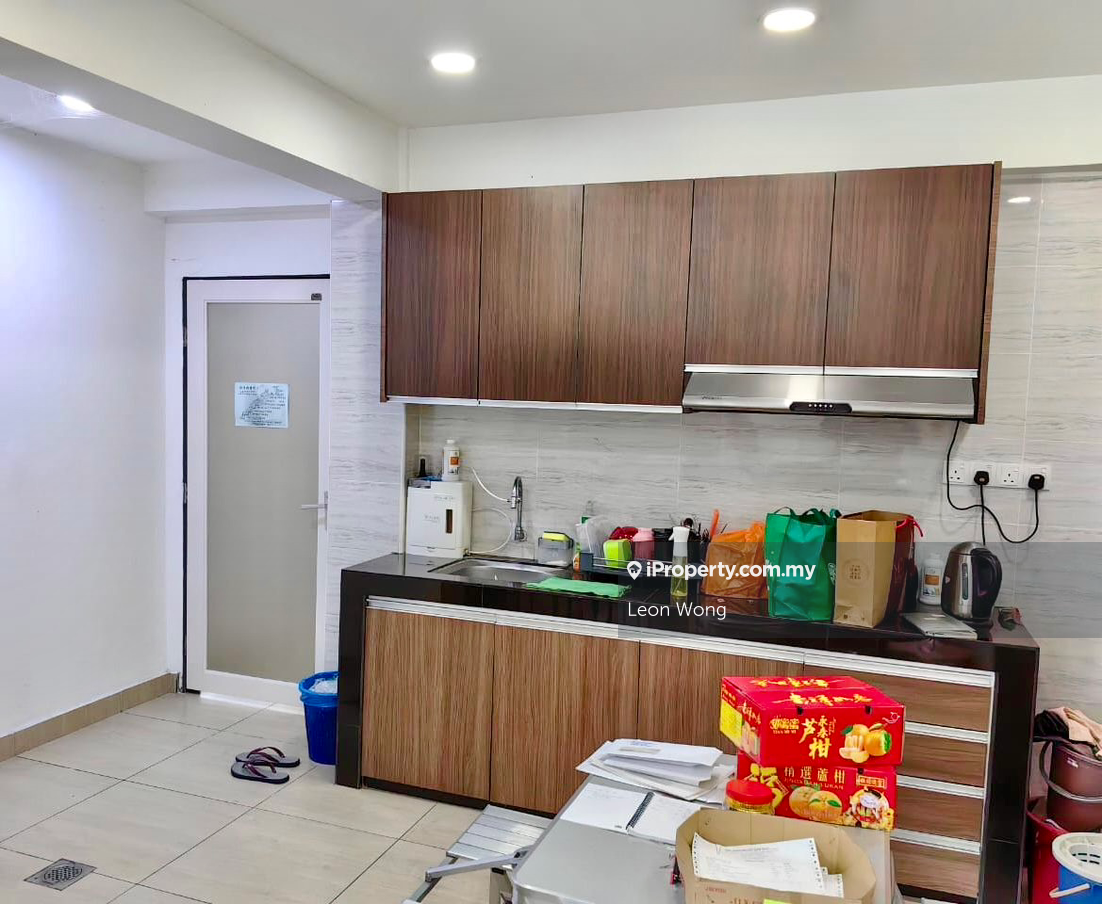 Warehouse for Sale in Taman Kundang Jaya, Rawang by Leon Wong - iProperty.com.my