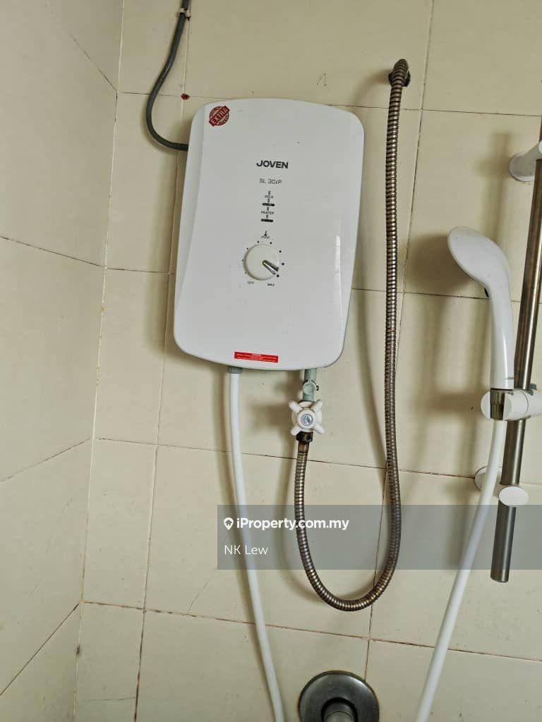 Condominium for Sale in Bayan Villa, Seri Kembangan by NK Lew - iProperty.com.my