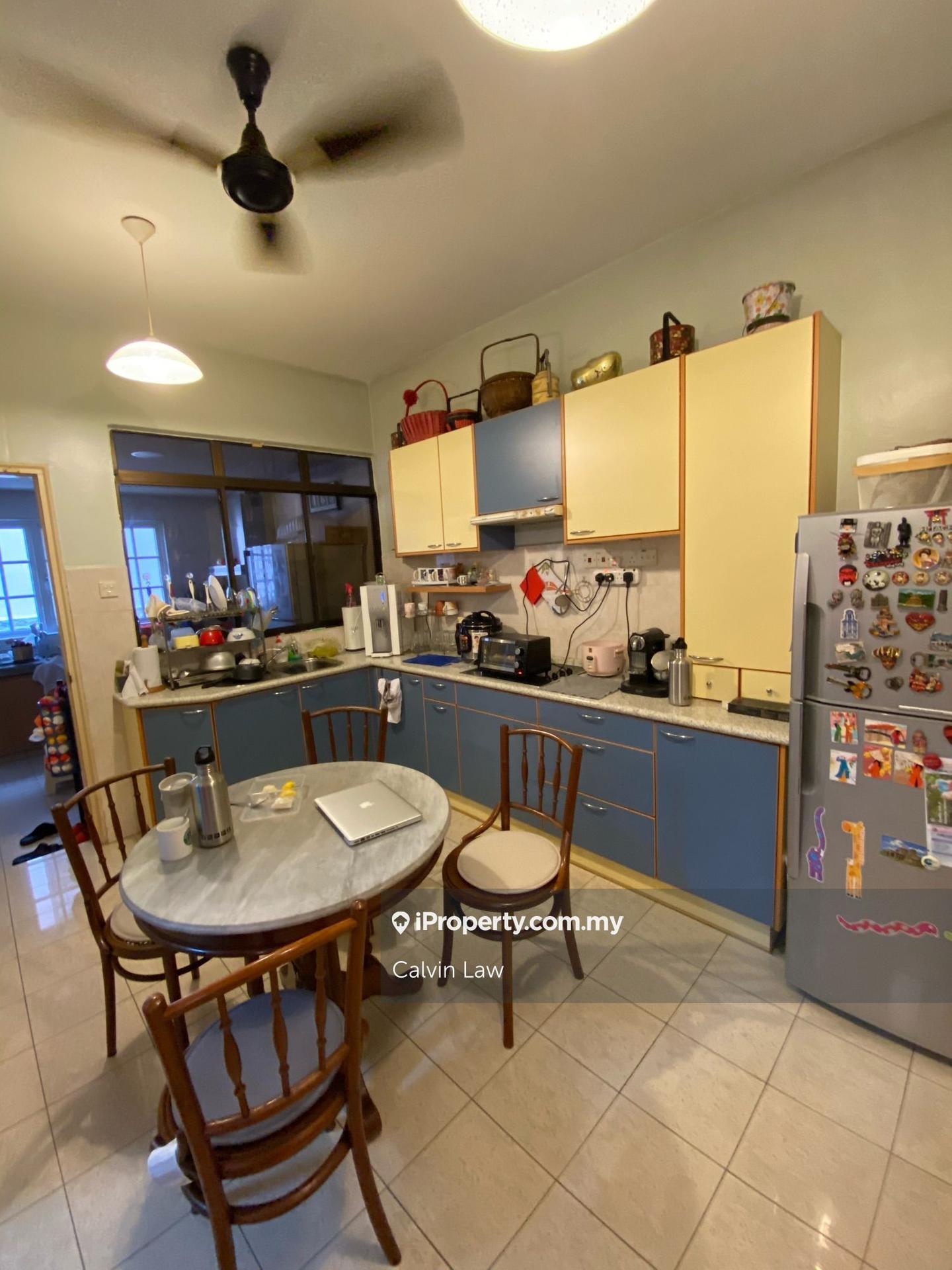 1-storey Terraced House for Sale in Bu11, Bandar Utama by Calvin Law - iProperty.com.my