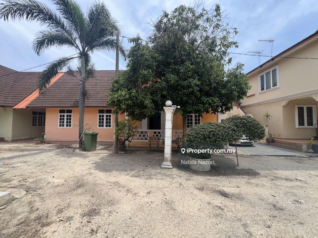 Hotel / Resort untuk Dijual di Cherang Ruku, Pasir Puteh oleh Nabila Nazori - iProperty.com.my