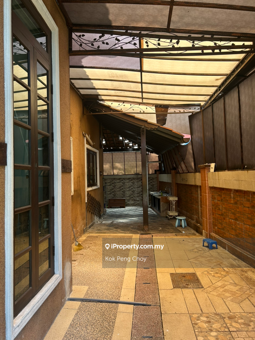 Bungalow House for Sale in Taman Ampang Utama, Ampang by Kok Peng Choy - iProperty.com.my