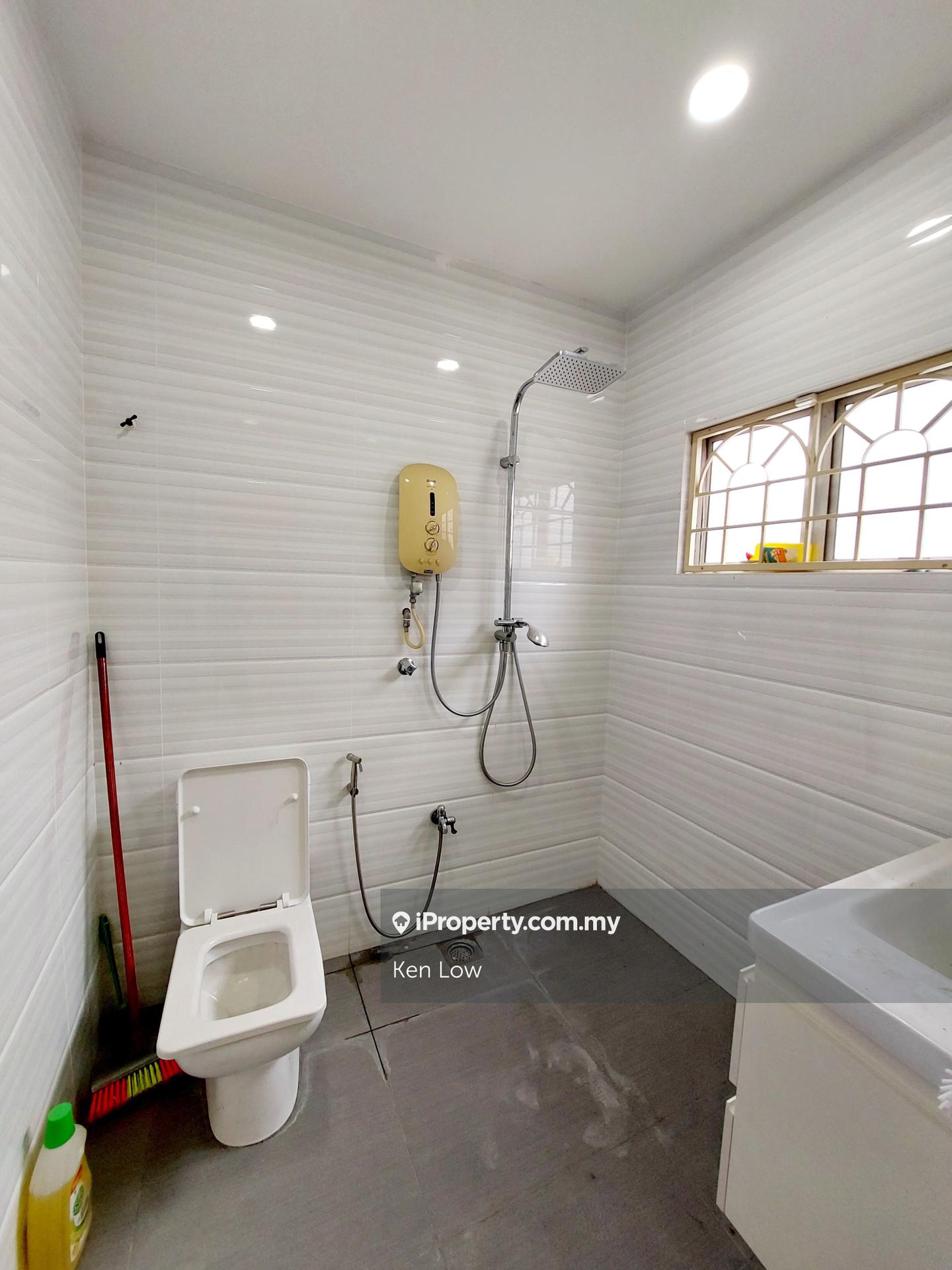 Rumah Berangkai 2 Tingkat untuk Dijual di Bandar Kajang, Kajang oleh Ken Low - iProperty.com.my