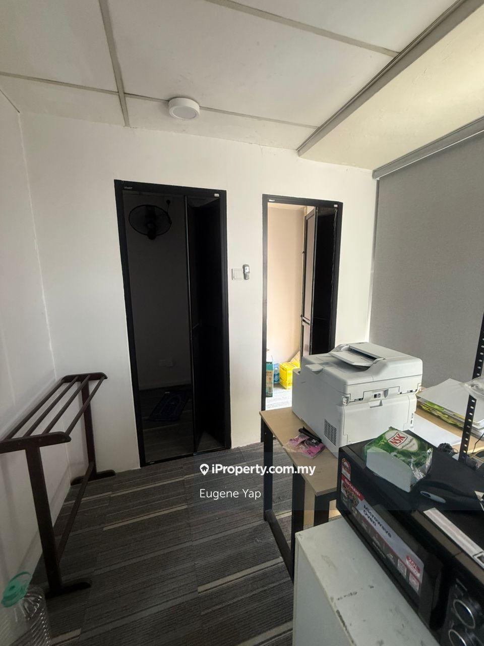 Kilang Teres untuk Dijual di Bukit Kemuning , Seksyen 34 @ Shah Alam, Shah Alam oleh Eugene Yap - iProperty.com.my