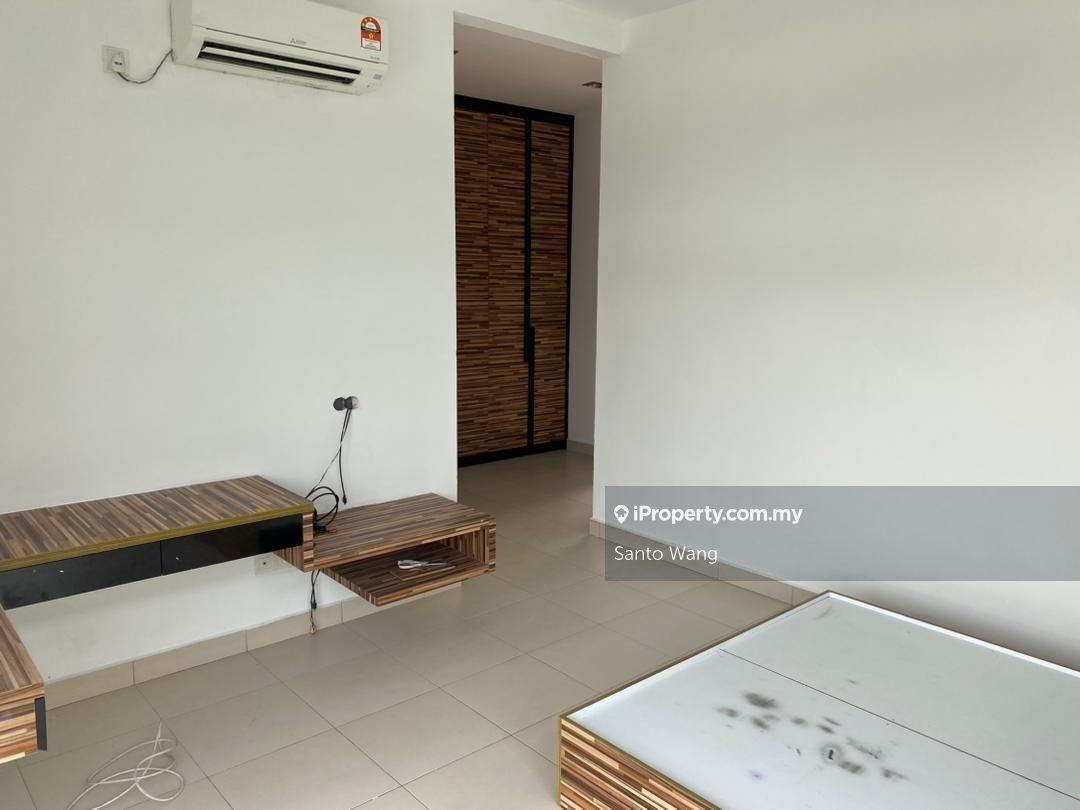 Rumah Kluster untuk Dijual di Taman Adda Heights, Tebrau oleh Santo Wang - iProperty.com.my