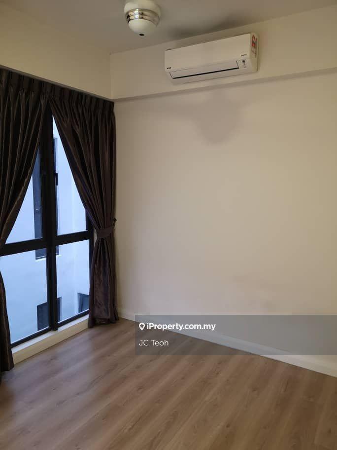 Service Residence for Sale in Nova Saujana by JC Teoh - iProperty.com.my