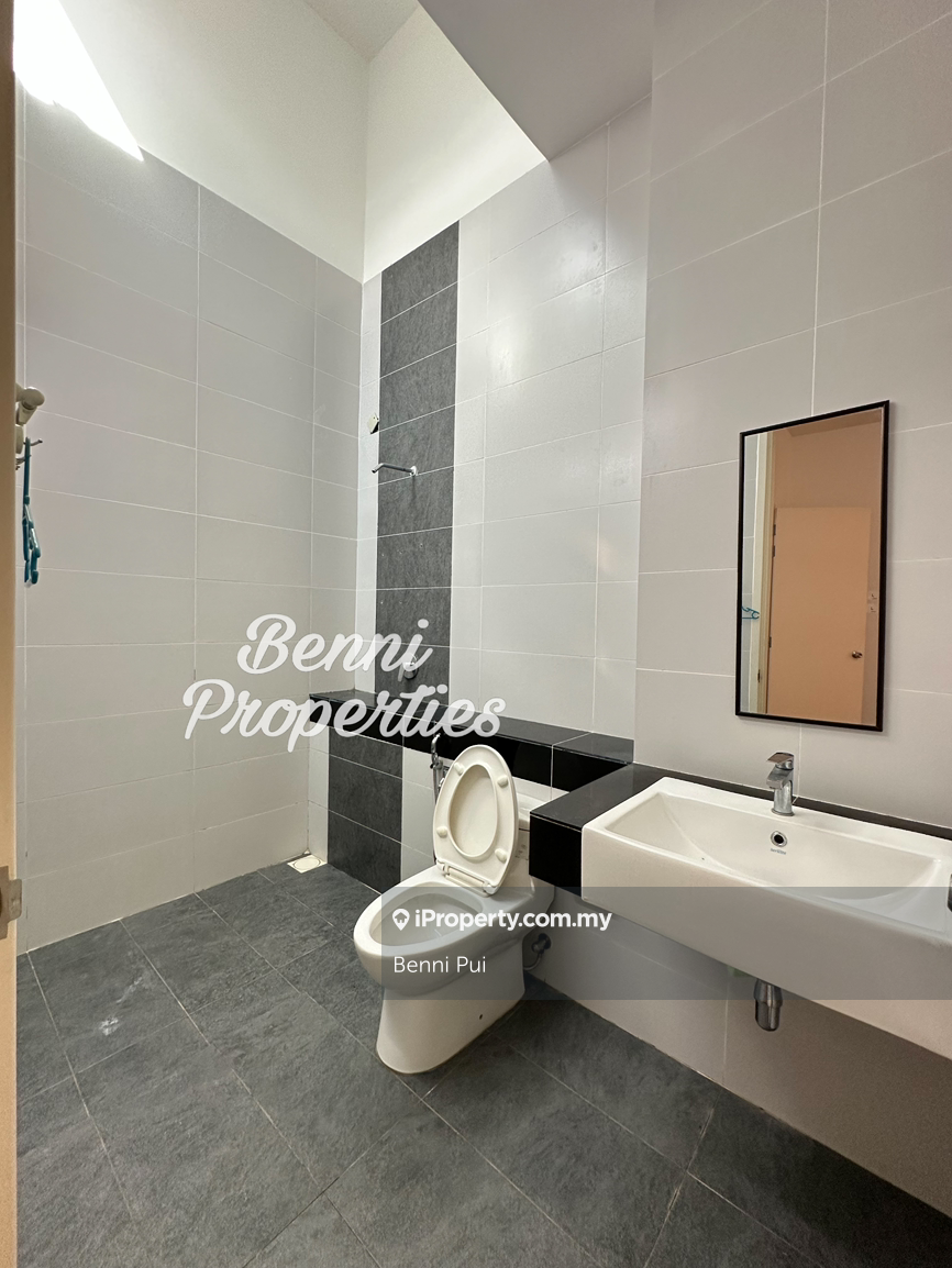 Rumah Berangkai 2 Tingkat untuk Dijual di Eco Majestic, Semenyih oleh Benni Pui - iProperty.com.my