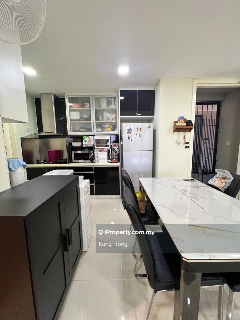 Condominium for Sale in Azelia Residence by Keng Hong - iProperty.com.my