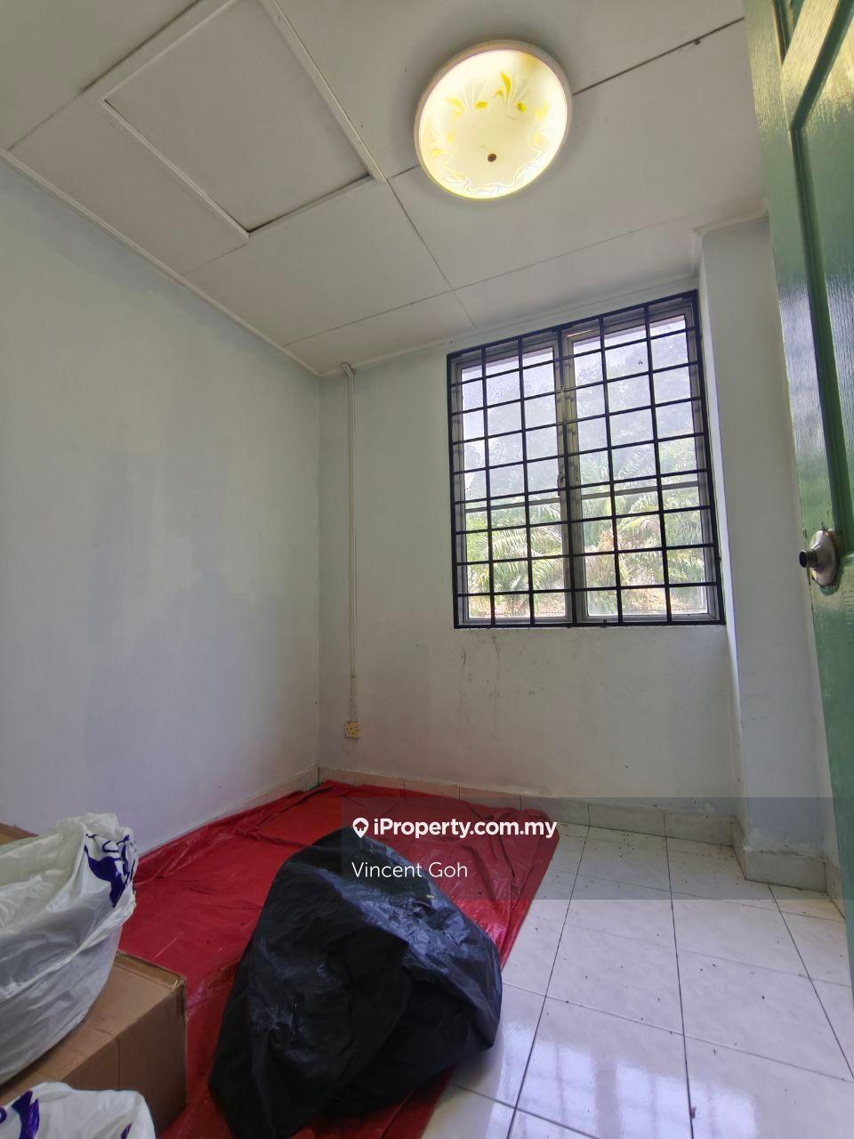 Rumah Berkembar untuk Dijual di Bukit Rahman Putra, Sungai Buloh oleh Vincent Goh - iProperty.com.my